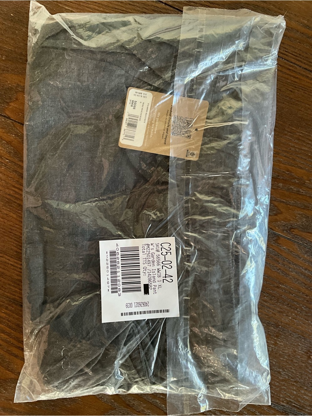 Black Patagonia  linen pants in Original Packaging